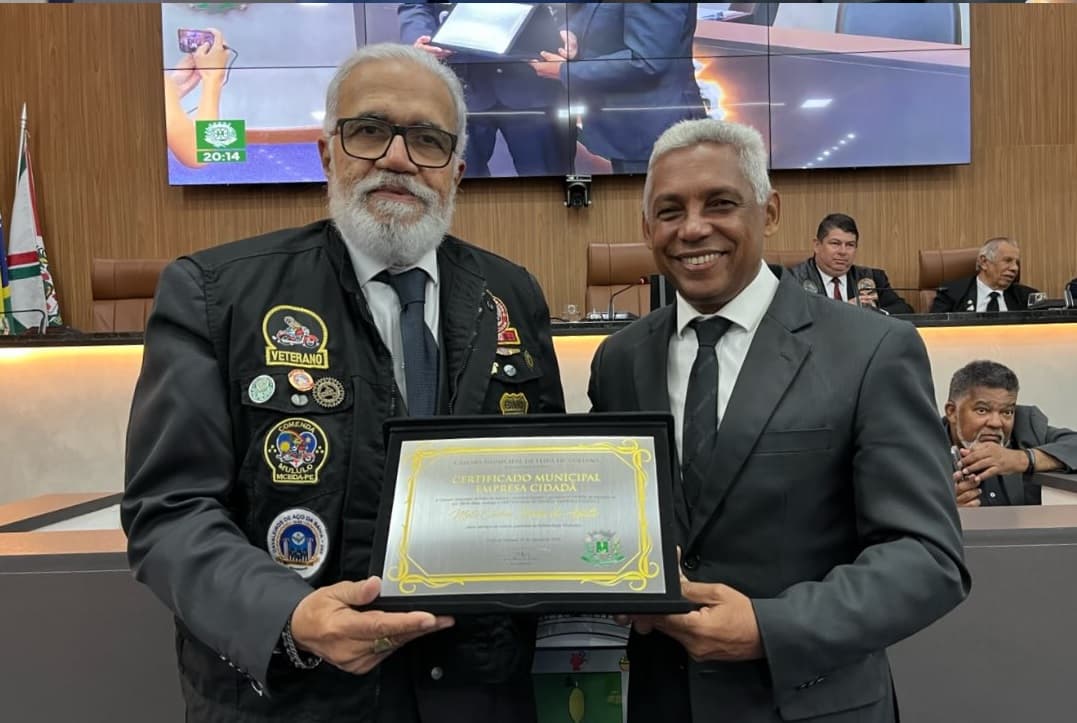 Sessão Solene em homenagem ao Dia do Maçom reconhece trabalho de Edson Fernando da Silva Sobrinho fundador do Moto Clube Bodes dos Asfalto